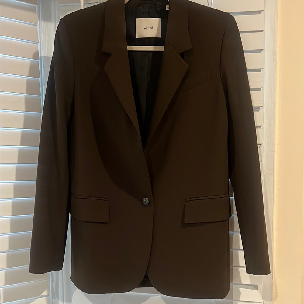 Wilfred Brown Blazer with Notched Lapels